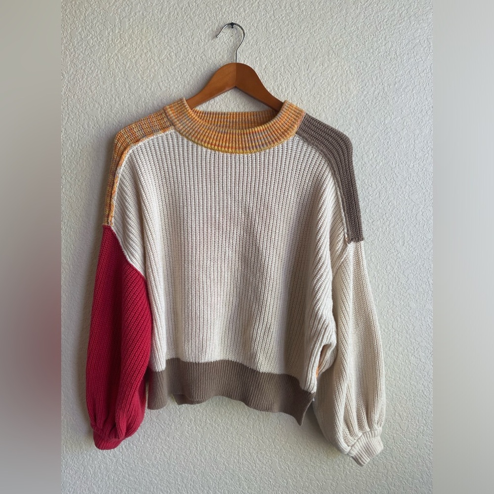 BDG Mika Pullover Oversized Colorblock Knit Sweater Size Small NEW Cream Orange